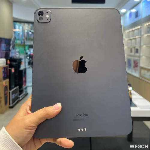 (Used) iPad Pro 11″ Wi-Fi 2024 256GB Space Black